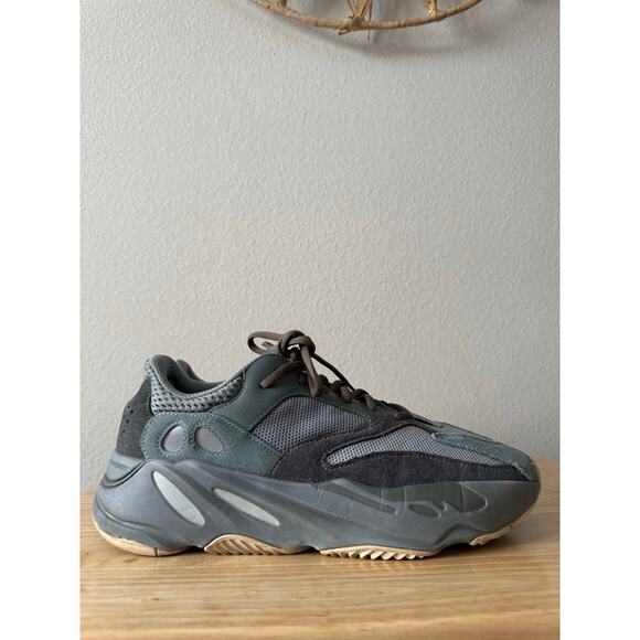 Adidas Yeezy Boost 700 Teal FW2499 Mens Size 9 - Picture 8 of 16